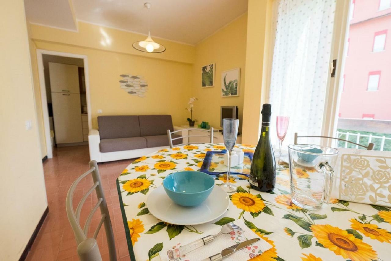 מונטרוסו אל מארה Mae'S Apartment מראה חיצוני תמונה